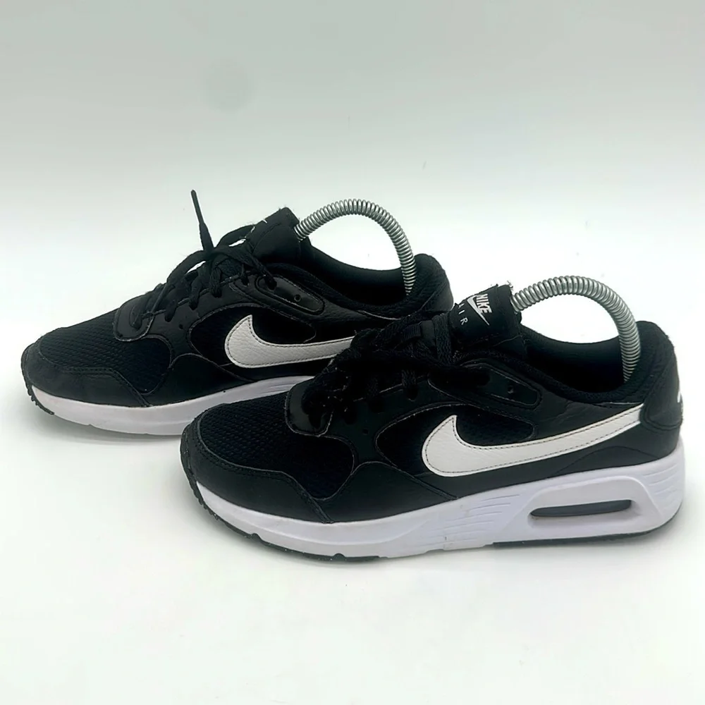 Nike Women’s Air Max SC Black Running Shoes Size 6 Sneakers CW4555-002 - Picture 3 of 12